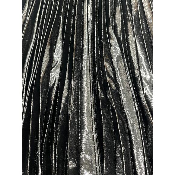 NWT Dolce & Gabbana Black Pleated Midi Skirt in Flowing Lamé Velvet  IT 38 US XS - Picture 13 of 13
